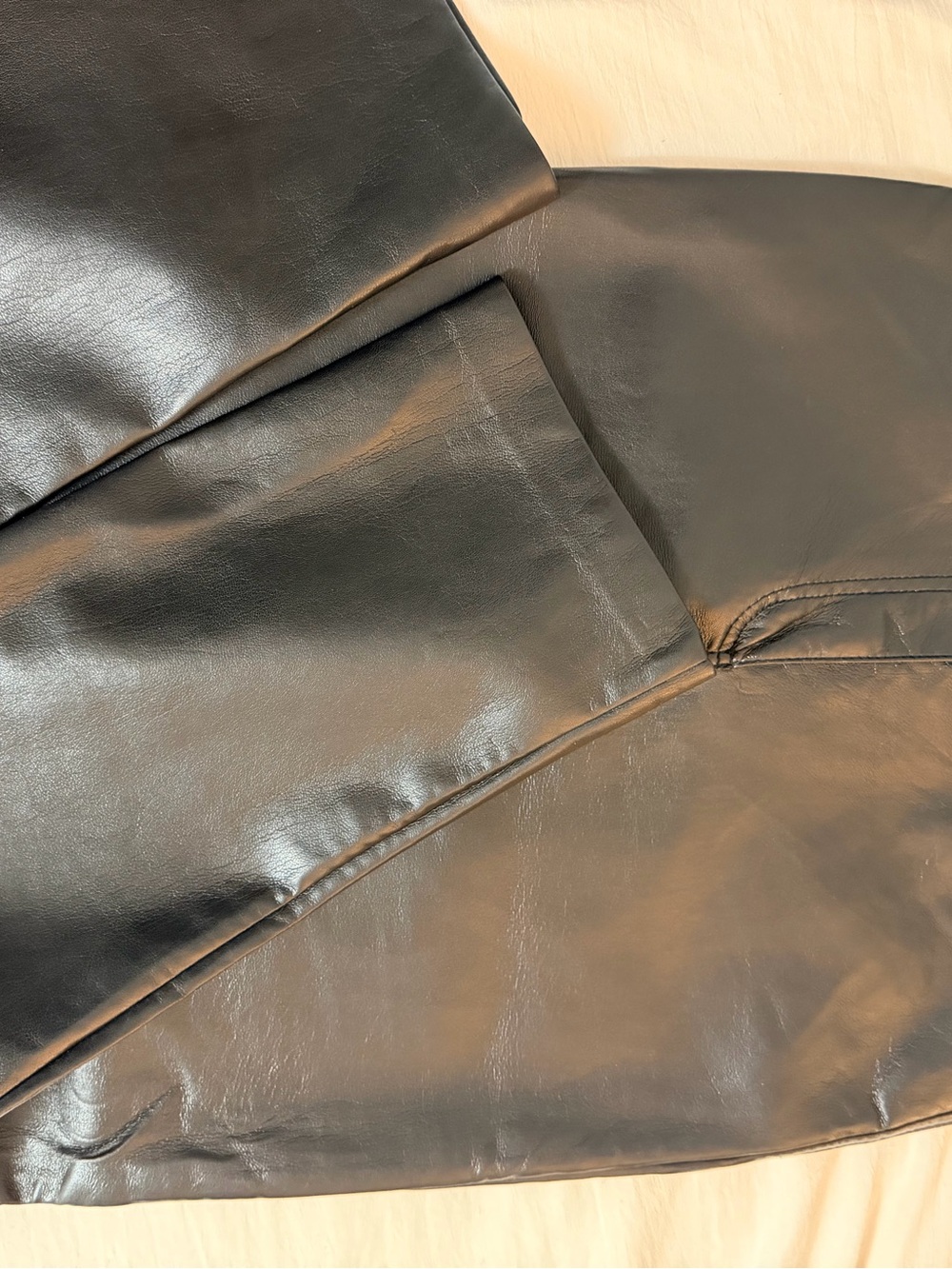 Aritzia-wilfred Melina faux leather pants